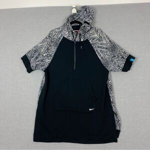 Nike N7 Short Sleeve Hoodie Patterned Kangaroo Pocket